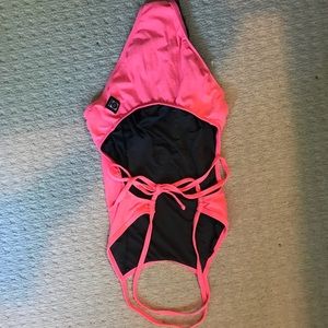 Jolyn One Piece// Size 30